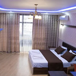 Emeg And Restaurant באטומי